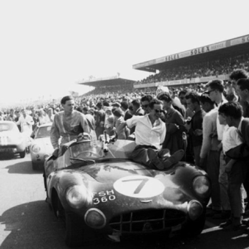 Arrivée fêtée comme une victoire par le team écossais
Contribution Alain Caron/Facebook