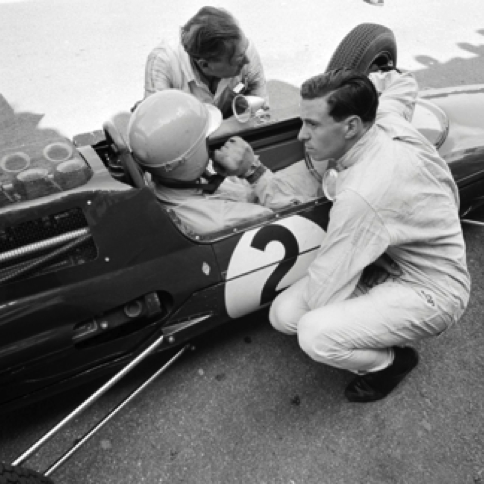 Petit Conseil de Jim à Trevor Taylor à Spa Francorchamps...
© Georges Philipps Petit Conseil de Jim à Trevor Taylor à Spa Francorchamps...
© Georges Philipps