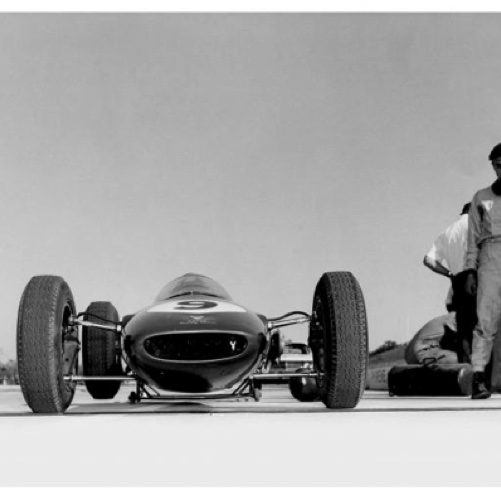 Elle parait minuscule !