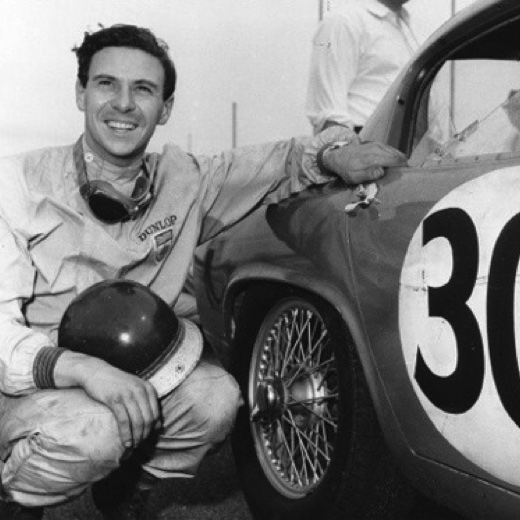 Jim aux côtés de la Lotus Elite