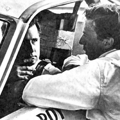 Jim en discussion avec Lee Roy Yarbrough