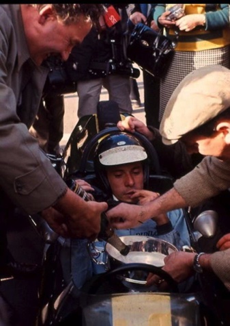 Contribution de Jo Regami du Forum Jim Clark mémorabilia Facebook