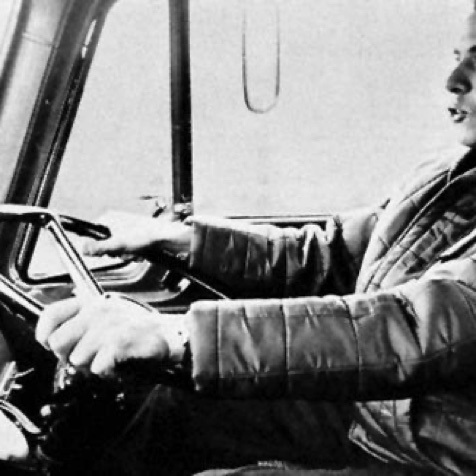 4Au volant d'un camion de laitier;;;