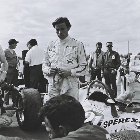 JIm semble un peu perdu sur cette grille de départ US !
 © D. Friedman
Contribution J.Y.Helbe56/Autodiva